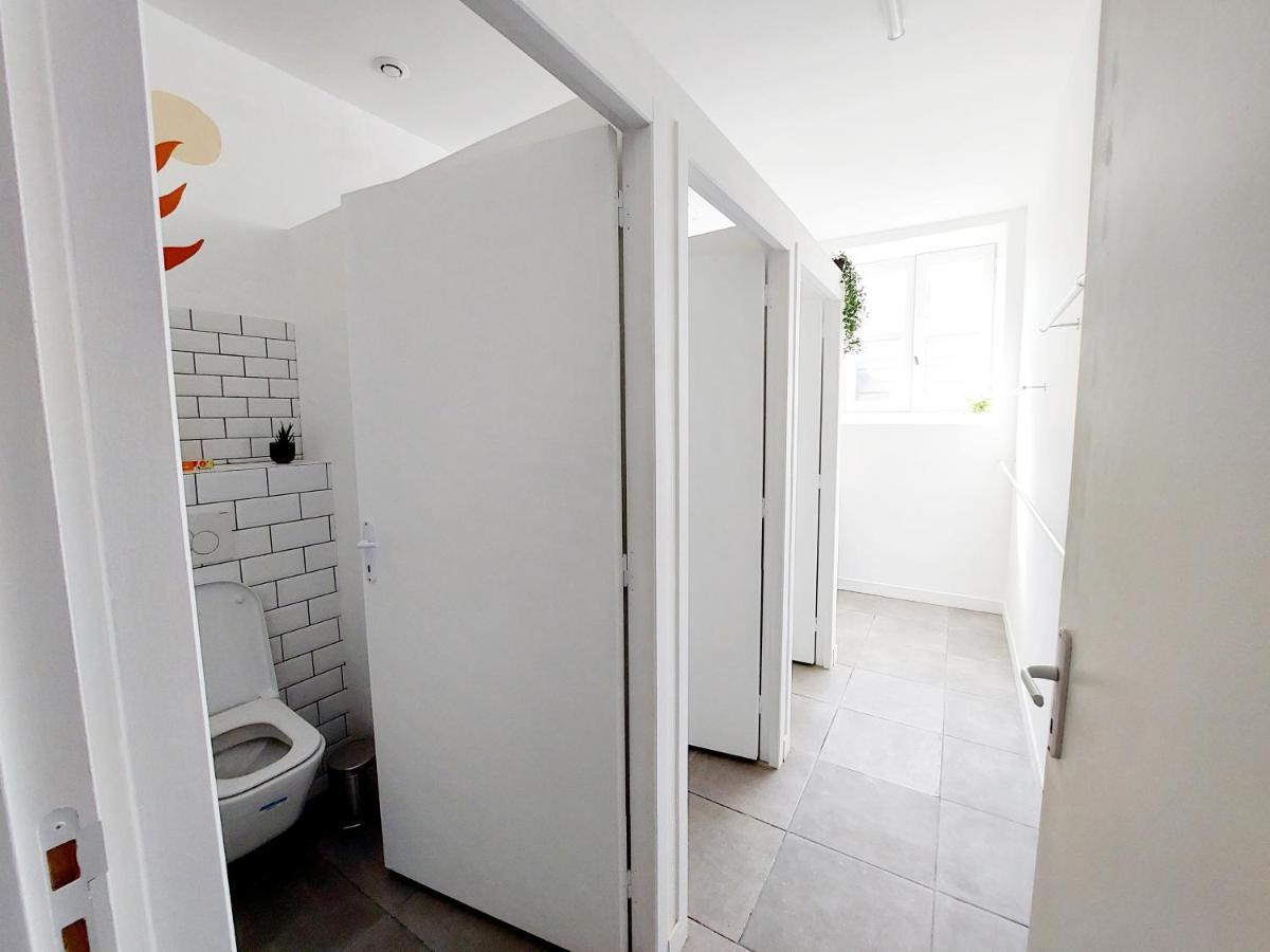 Coast - Utopy Hostel Biarritz Bagian luar foto